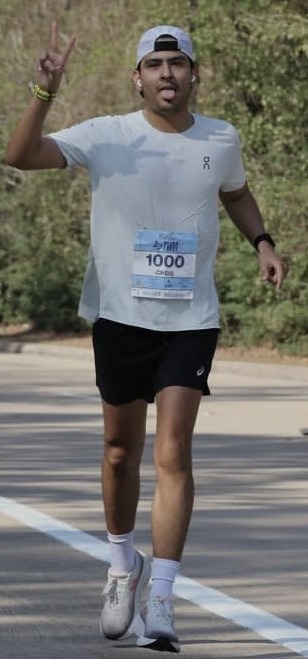 Arturo Guerrero Gómez corriendo una carrera